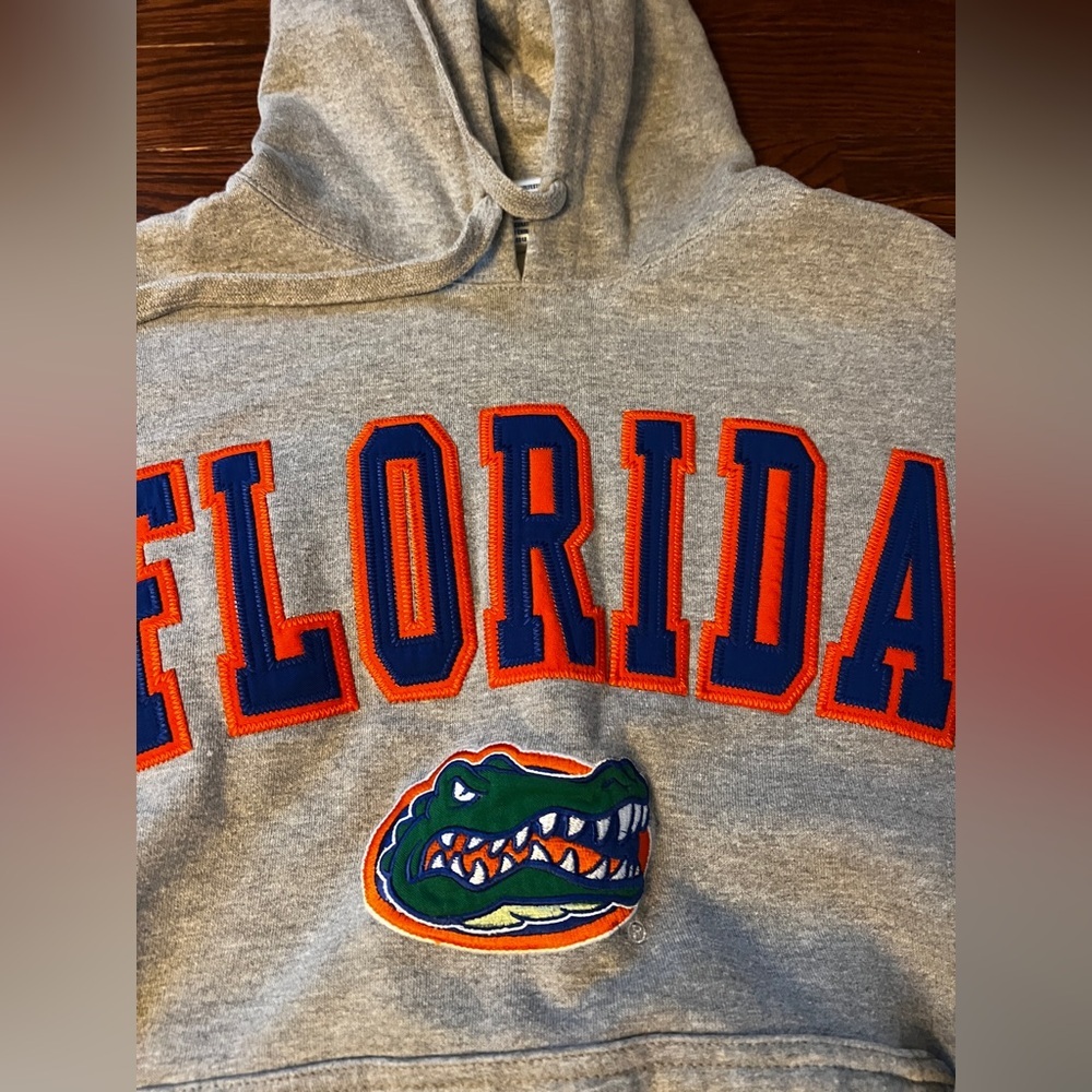 Women’s FLORIDA GATORS gray Crew neck oversized hoodie size small - Picture 4 of 4